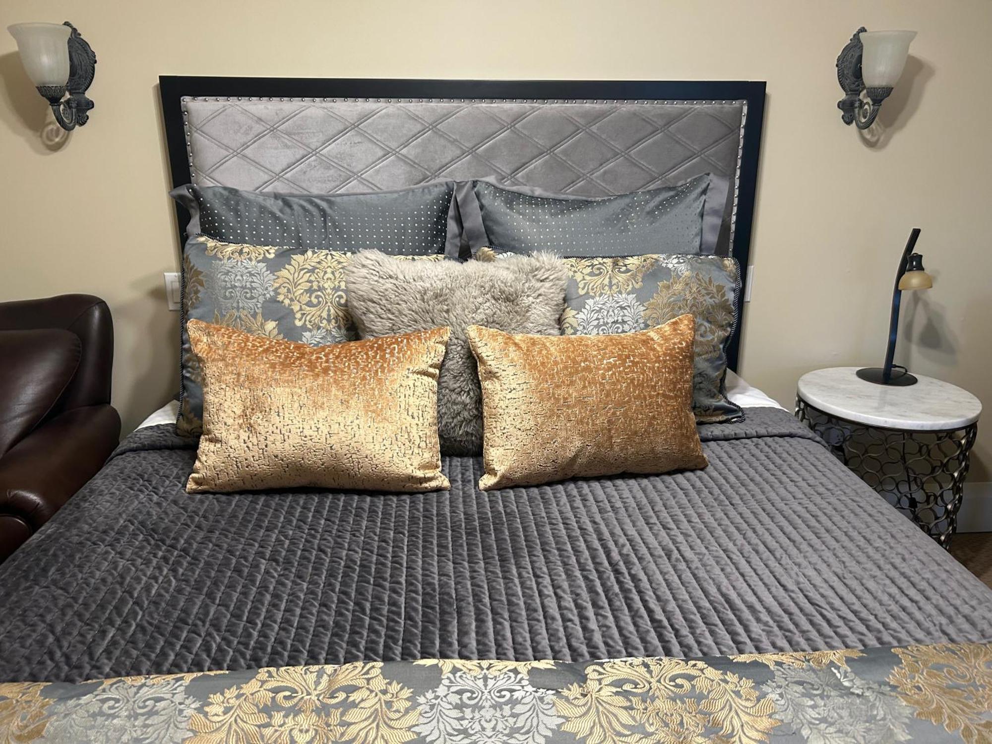 Norfolk Guest House Inn グエルフ エクステリア 写真