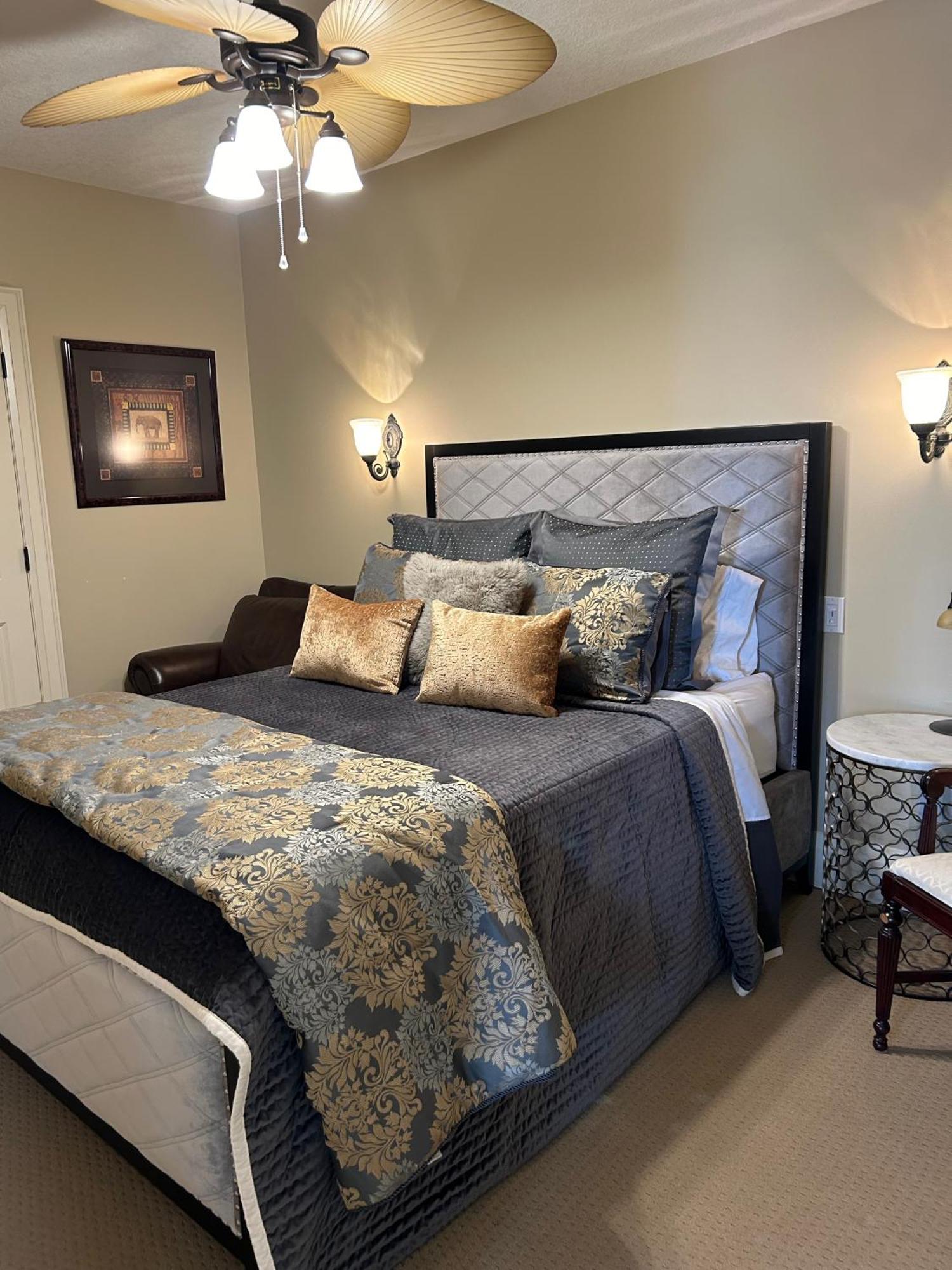 Norfolk Guest House Inn グエルフ エクステリア 写真