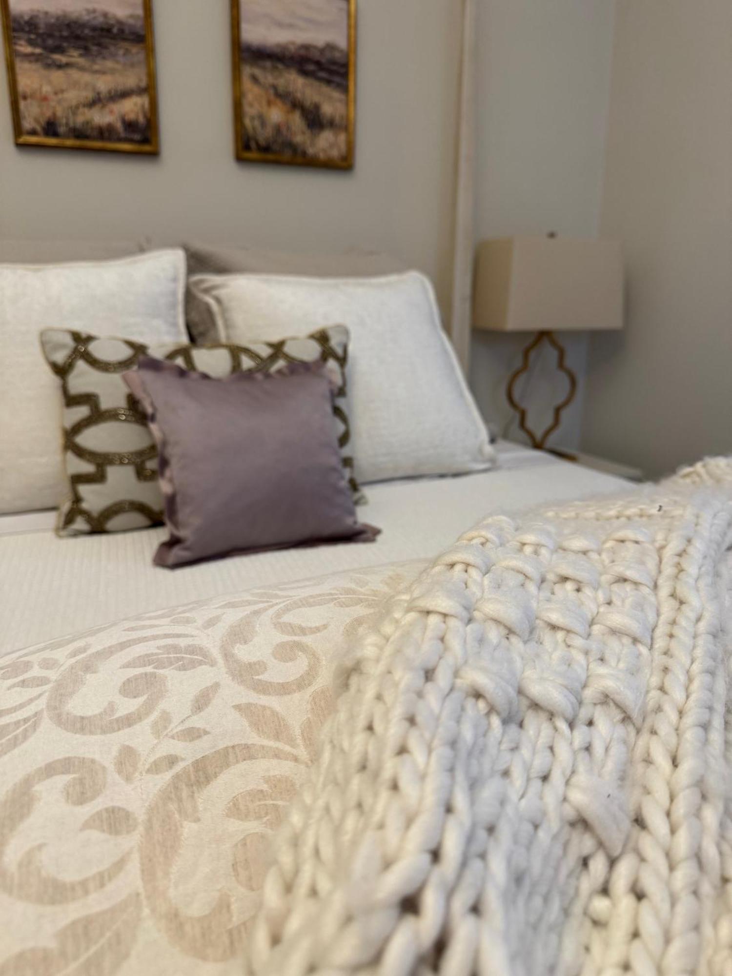 Norfolk Guest House Inn グエルフ エクステリア 写真